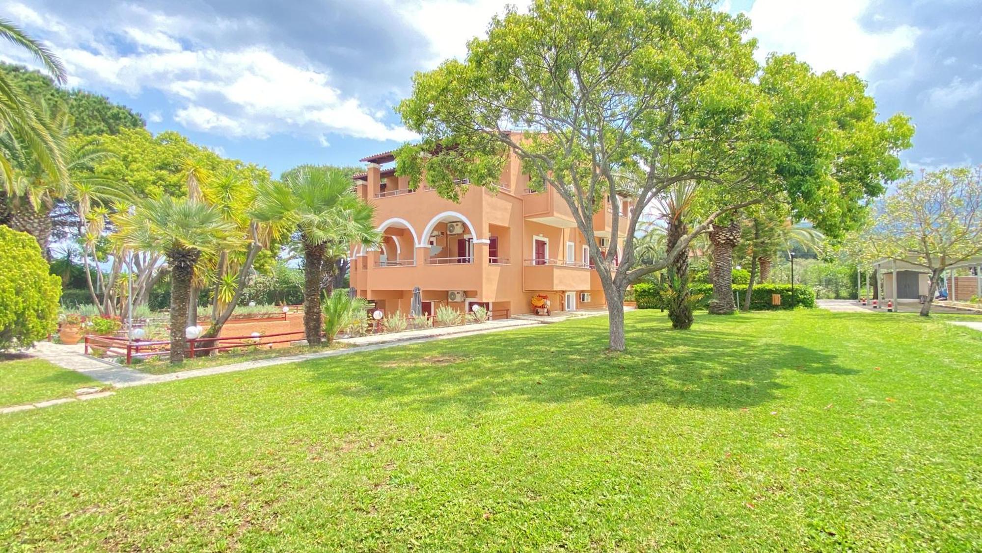 Villa Pami Almiros Beach Exteriör bild